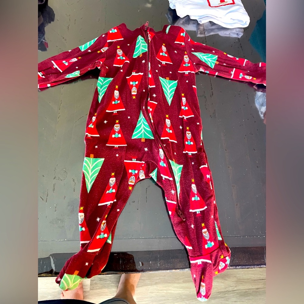 6-9 Month Old Navy 2way Zip Pajamas Christmas Trees